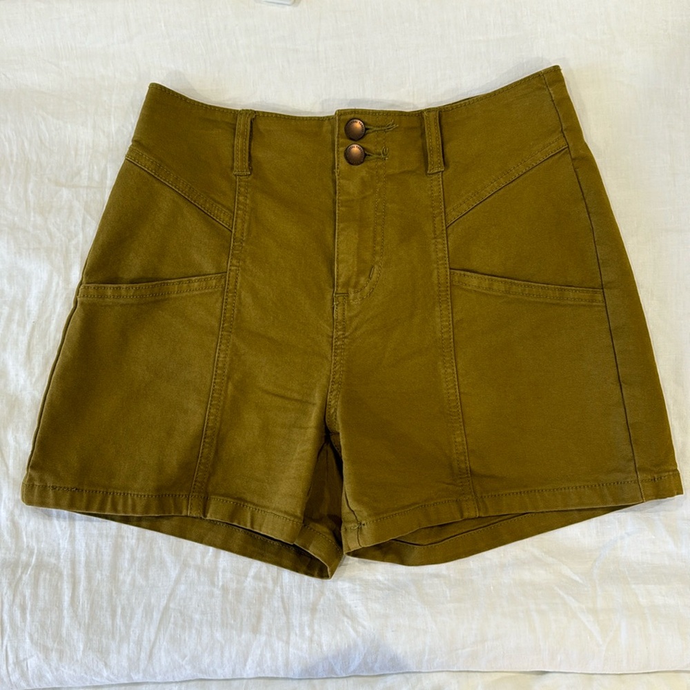 Universal Thread High Rise Shorts